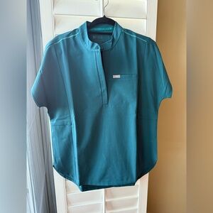 Figs Caribbean Montex scrubs top small